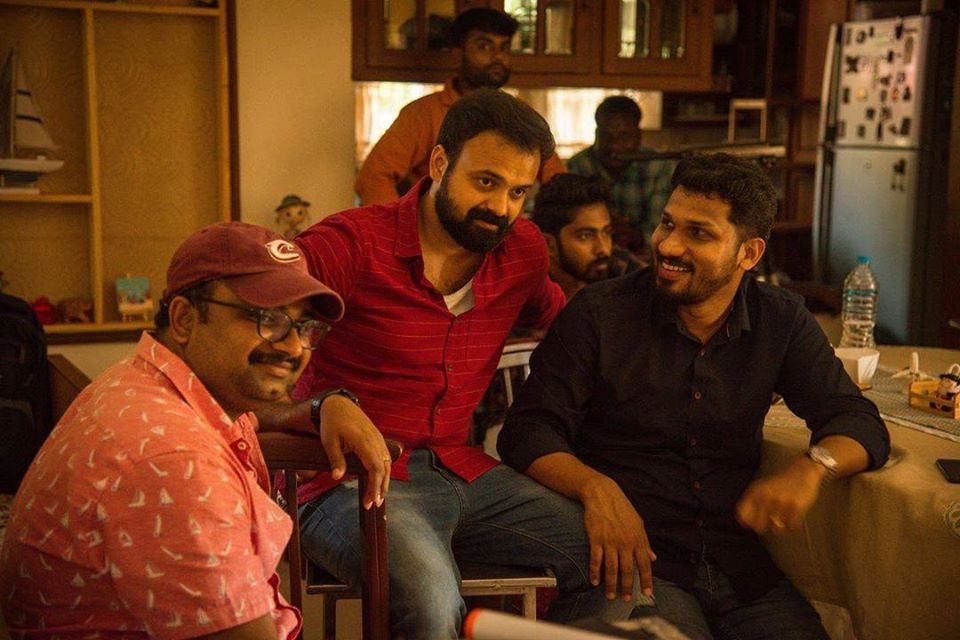 ‘മികച്ച നടന്‍ മോഹന്‍കുമാറി’ൽ ചാനൽ ഗായകനായി കുഞ്ചാക്കോ ബോബൻ